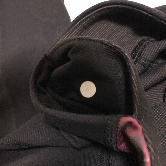 Lululemon crops spring has sprung pattern - Picture 2 of 3